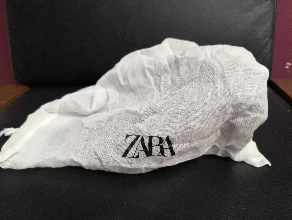 Zara High Heels - Black Mesh Slingback Heels - Size 41 image indicator(7)