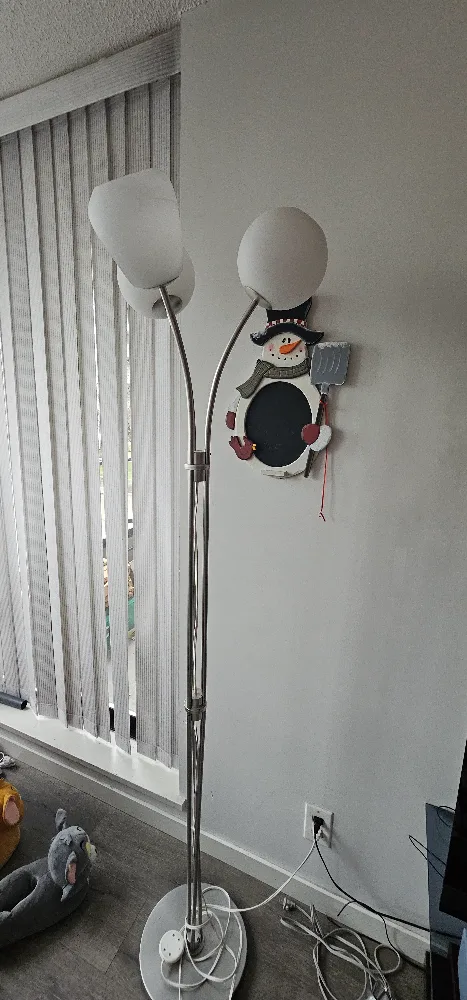 Modern Arc Floor Lamp thumbnail