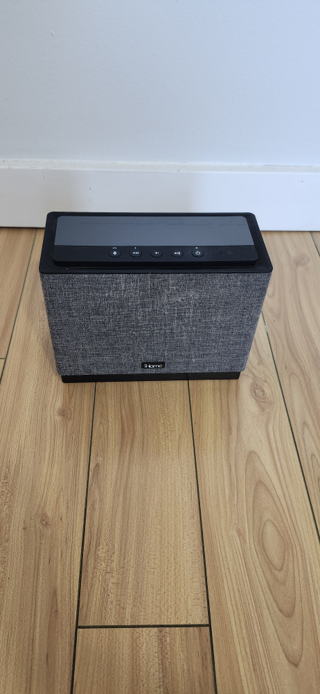 iHome Bluetooth Speaker