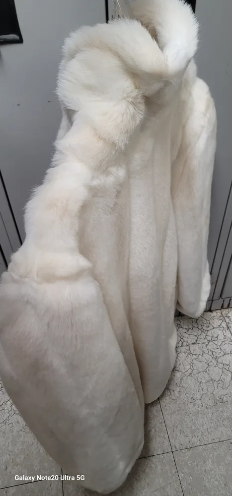 Monterey Fur Coat image indicator(2)