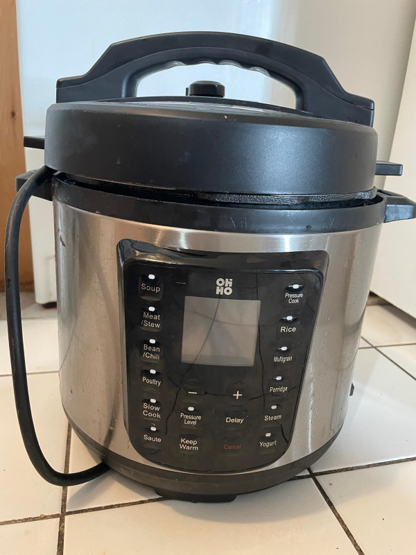 OHHO 6 qt Electric Pressure Cooker + Air Fryer