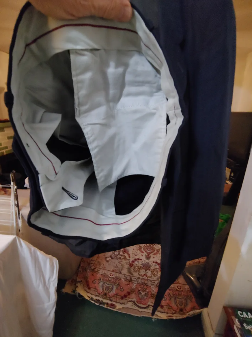 OGGA UOMO Men's Pure Virgin Wool Suit - Dark Navy Pinstripe I'm image indicator(4)