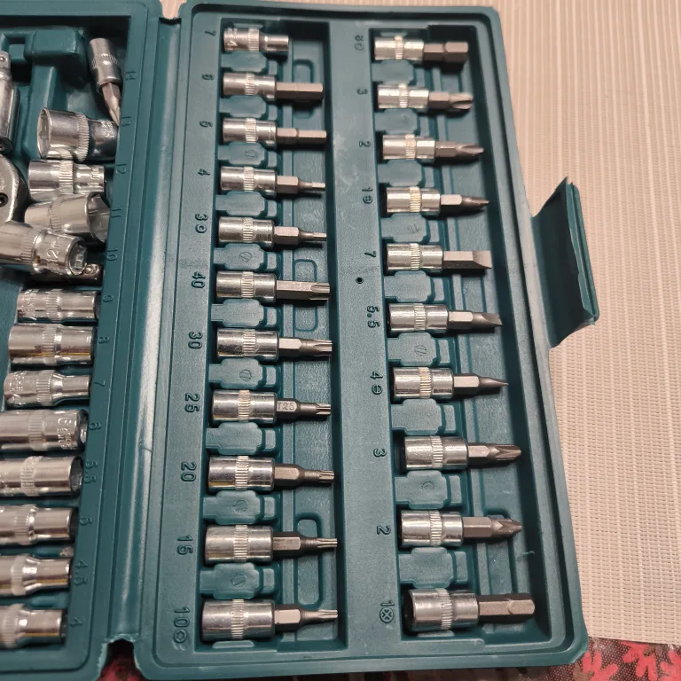 46 piece Tool set image indicator(2)