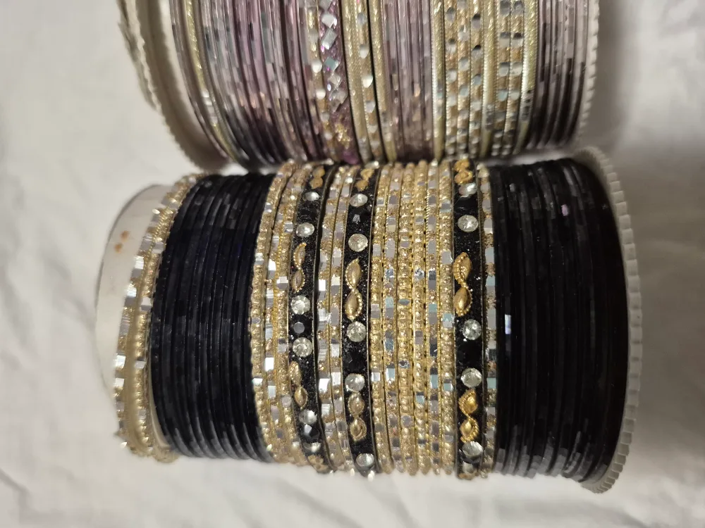 Gorgeous Set of Two Bangles 🏈 image indicator(2)