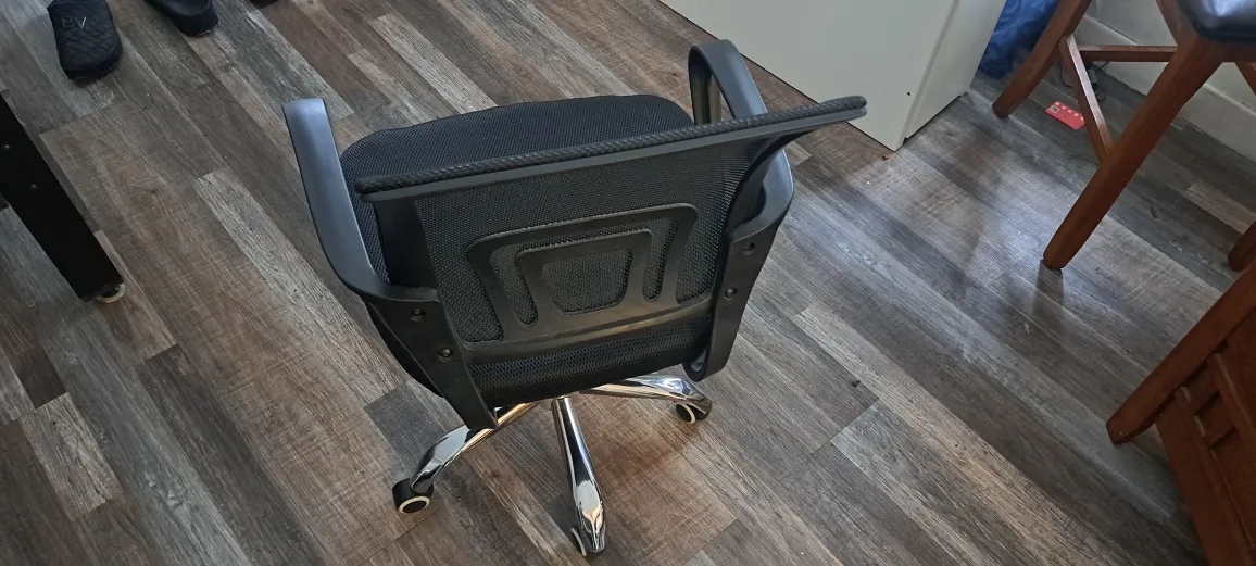 Black Mesh Office Chair with Adjustable Height image indicator(3)