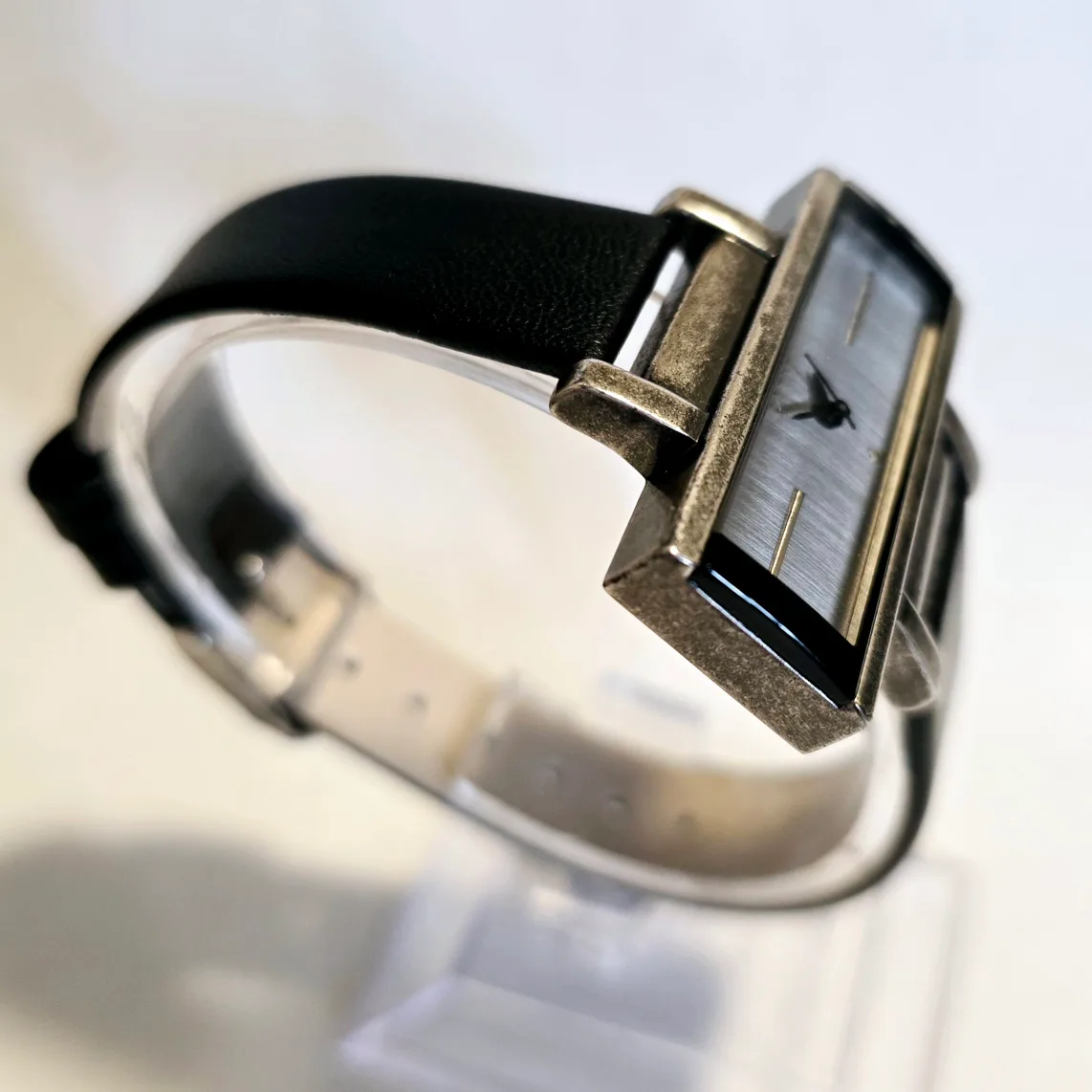 Guess Watch image indicator(2)