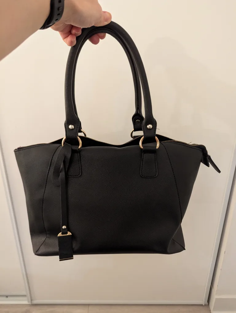 Black Handbag thumbnail