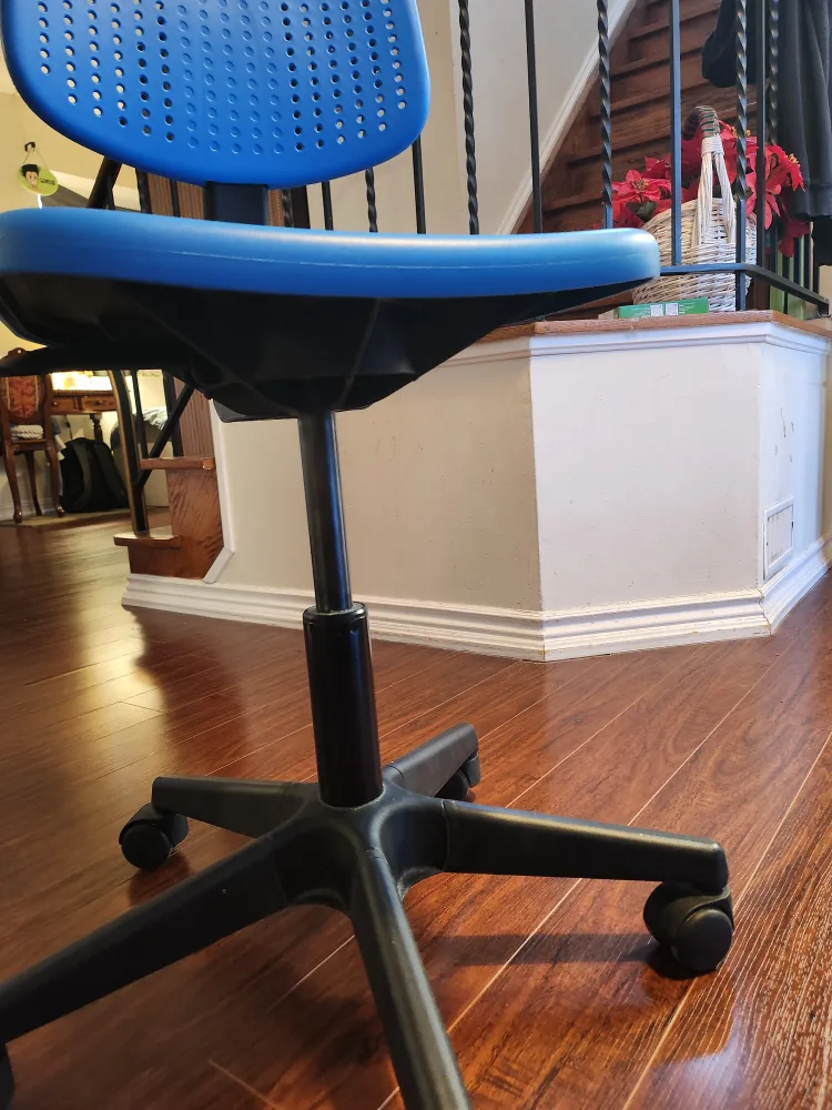 Ikea Blue Kids' Office Chair image indicator(2)