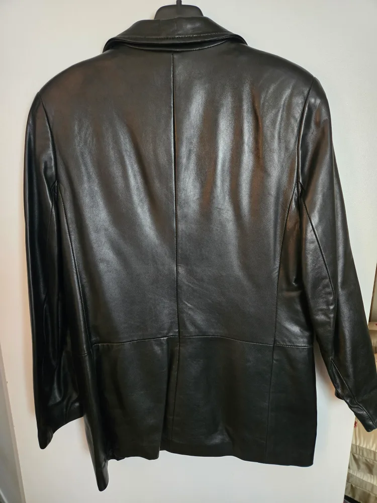 DANIER Women's Black Leather coat - Size M image indicator(3)