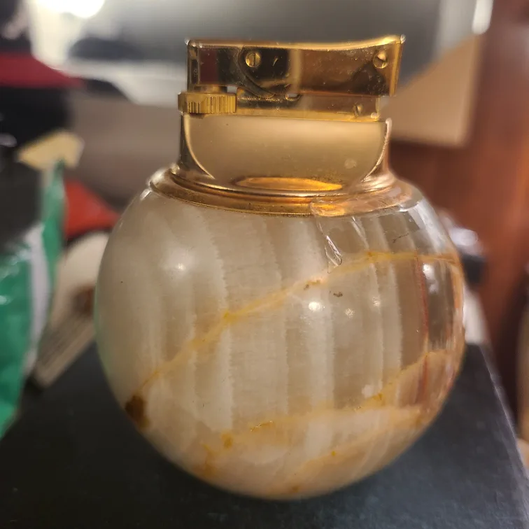 vintage lighter works image indicator(2)