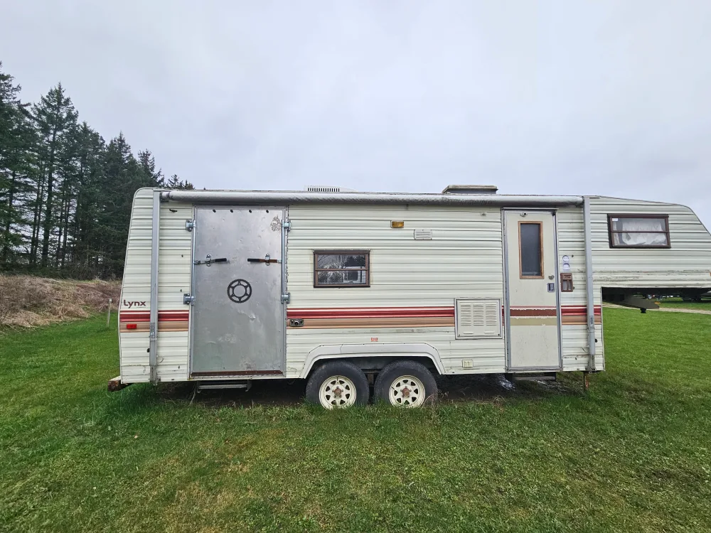 Lynx Travel Trailer image indicator(2)