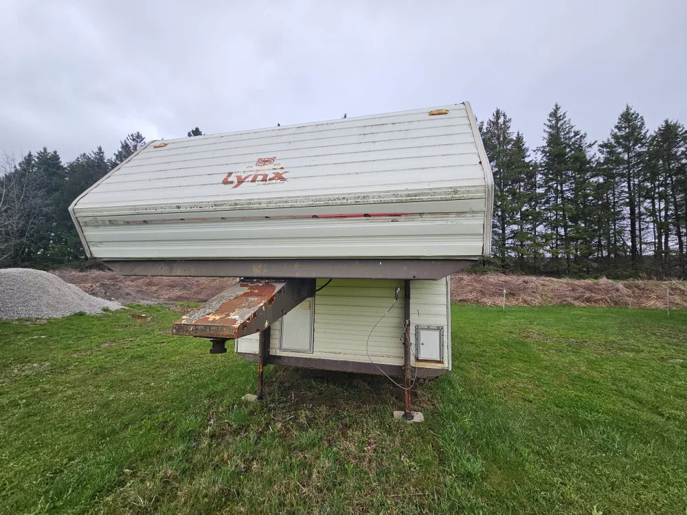 Lynx Travel Trailer image indicator(3)