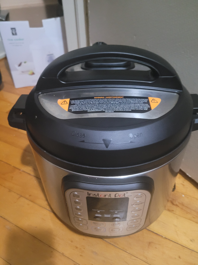 Instant Pot Electric Pressure Cooker