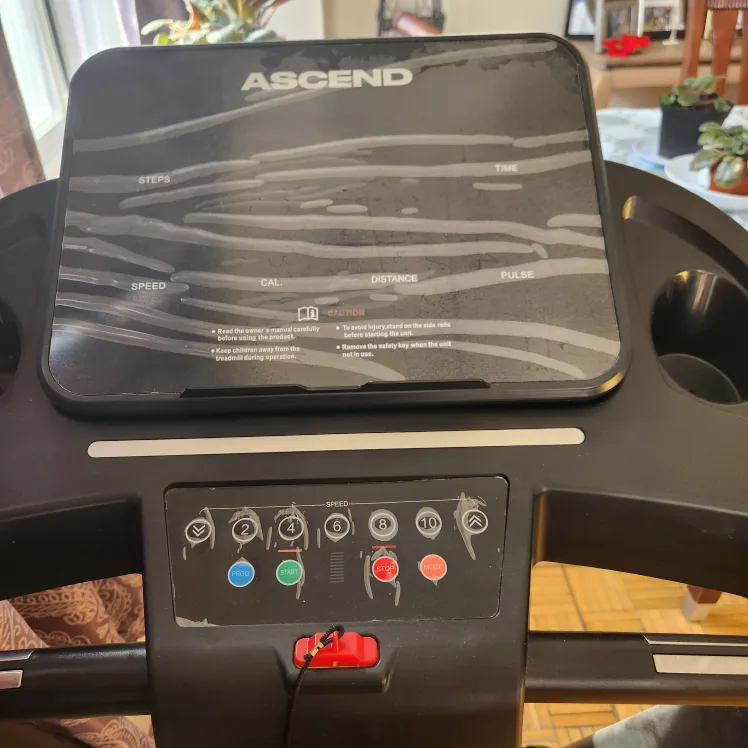Ascend Treadmill image indicator(2)
