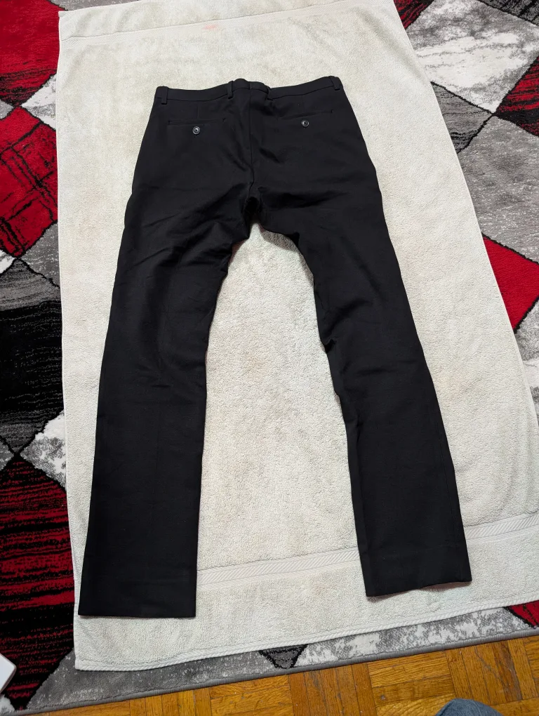 Le Chateau Men's Black Dress Pants W30" L 32" image indicator(2)