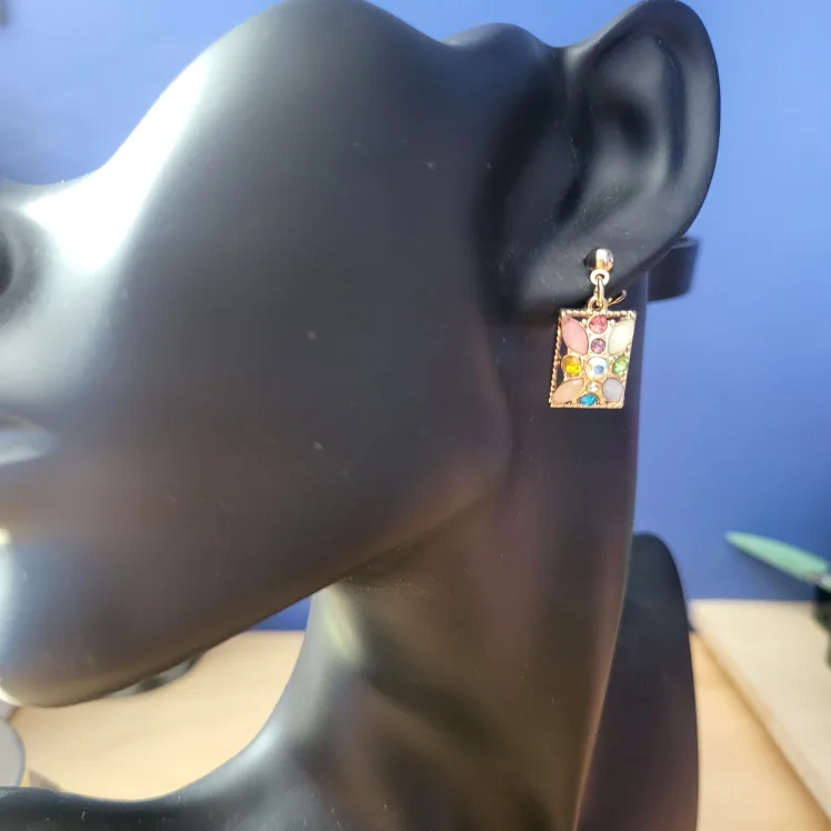 whimsical dangling earrings ✨️ EA $30~ image indicator(2)