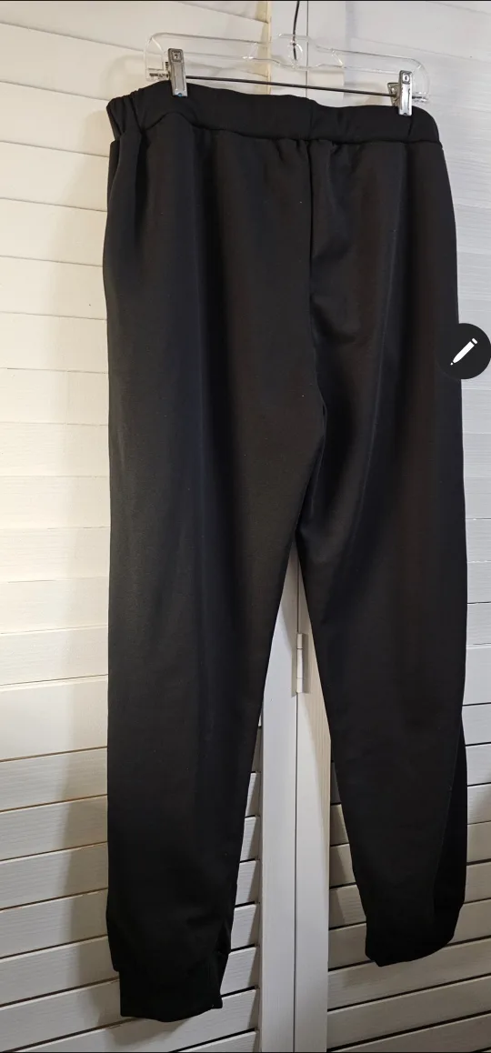 New brand Black Bear Hoodie and Joggers Set image indicator(8)