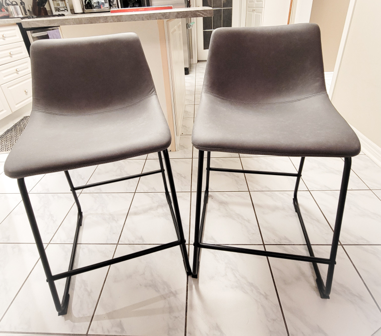 Bar/Counter Stools (2)