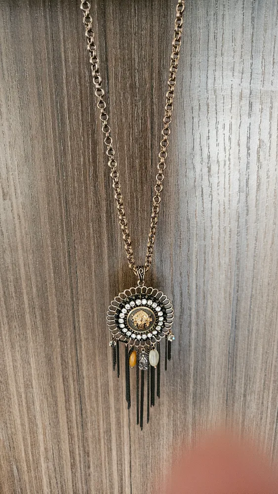 Gold and Black Statement Necklace, brand new image indicator(5)