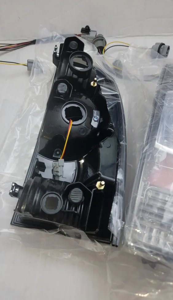 Tail Light Replacement for 2005-2015 Toyota Tacoma image indicator(8)