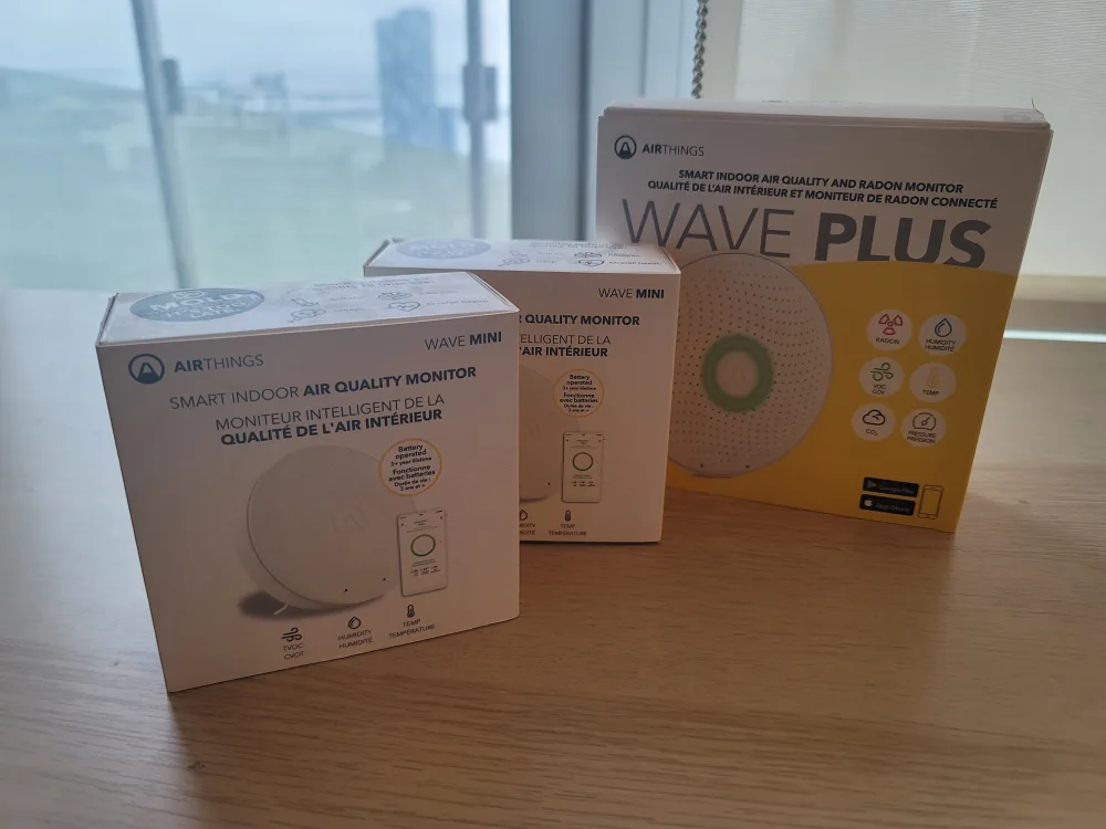 Airthings Wave Mini & Wave Plus indoor air quality monitors thumbnail