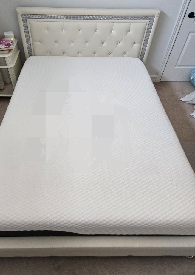 Queen Size Bed Frame (mattress not included) - photo 3