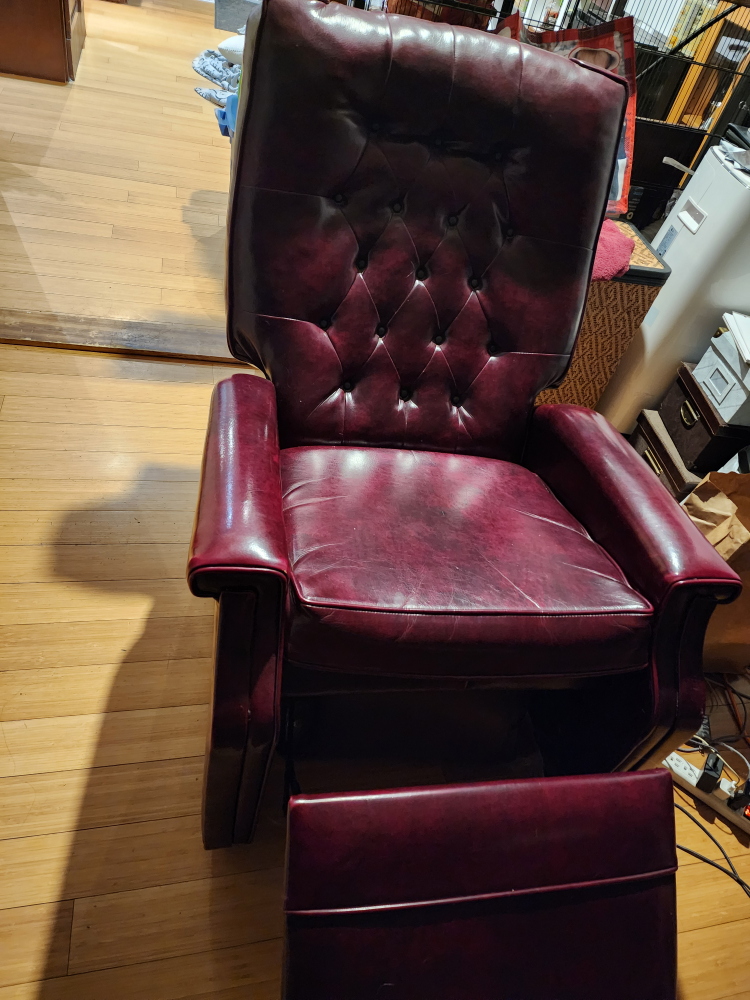 Vintage leather Recliner Chair