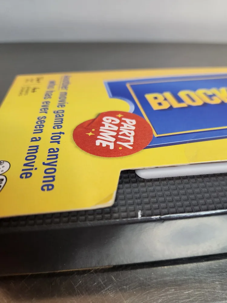 Blockbuster Returns Party Game image indicator(4)