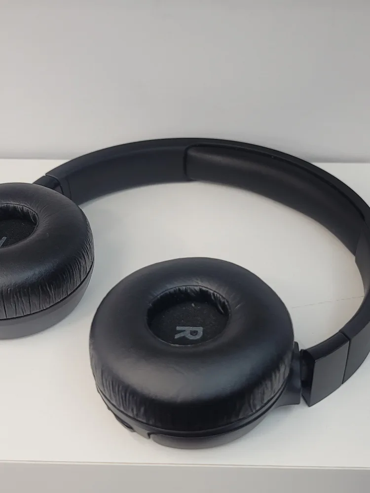 JBL Tune T660N Noise Canceling On-Ear Headphones - Black image indicator(5)