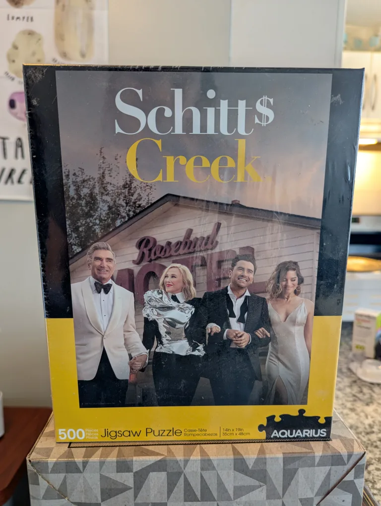 Unopened Schitt's Creek 500 Piece Jigsaw Puzzle thumbnail