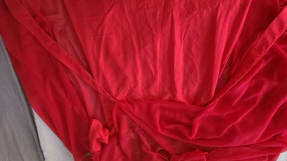 Red embellished kaftan image indicator(3)