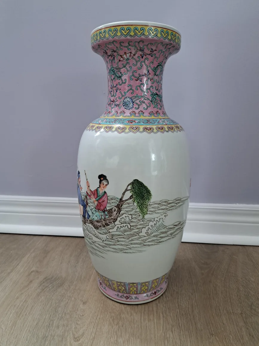 19" Large Vintage Chinese Porcelain Vase with Hand-Painted Scene image indicator(3)