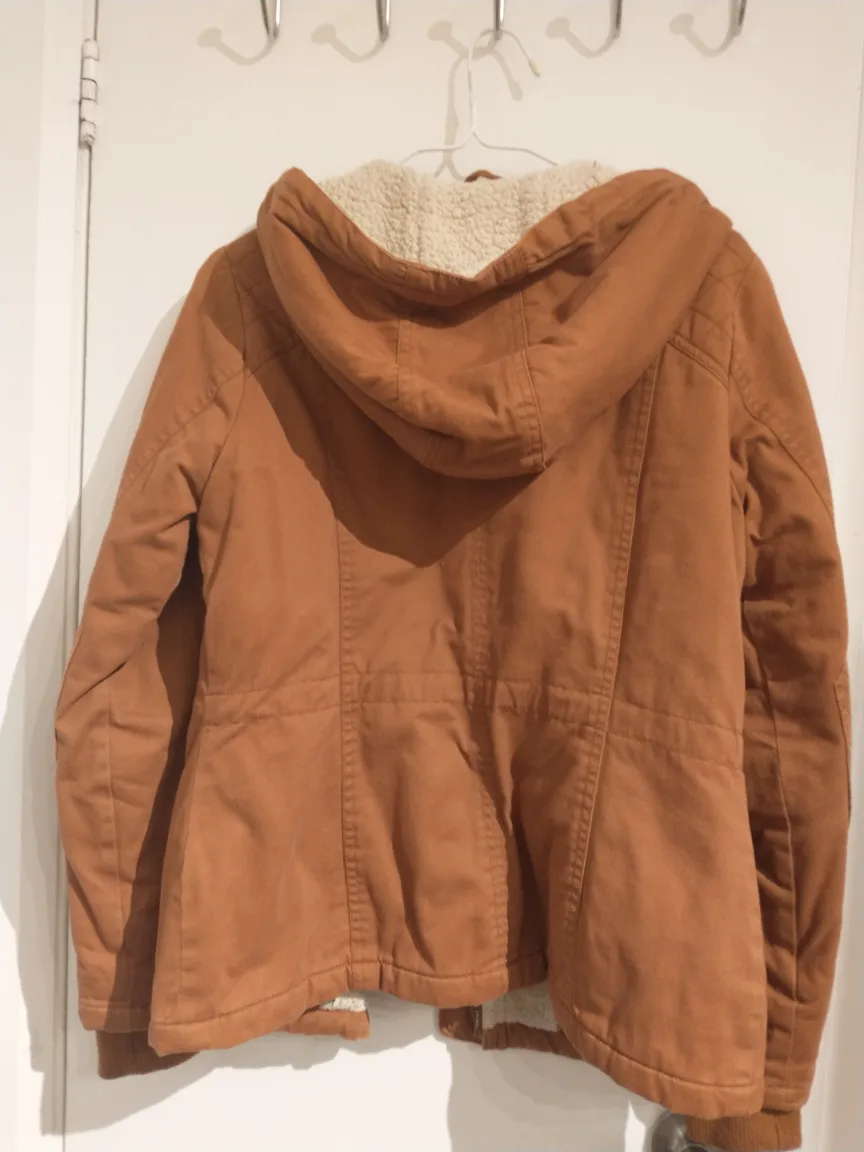 Brown fleece-lined jacket image indicator(2)