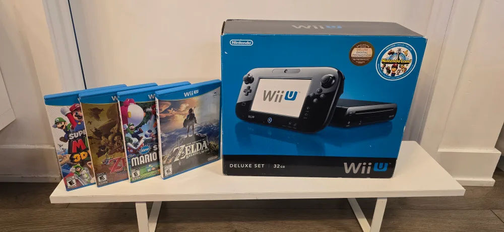 Wii U Deluxe Set 32GB Console with Games thumbnail