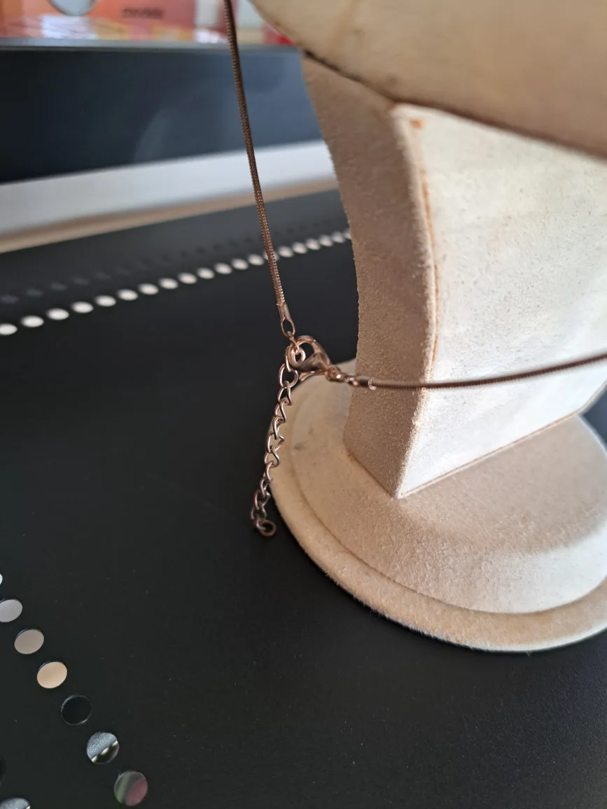 Adorable Cat Mom and Kitten Necklace image indicator(3)