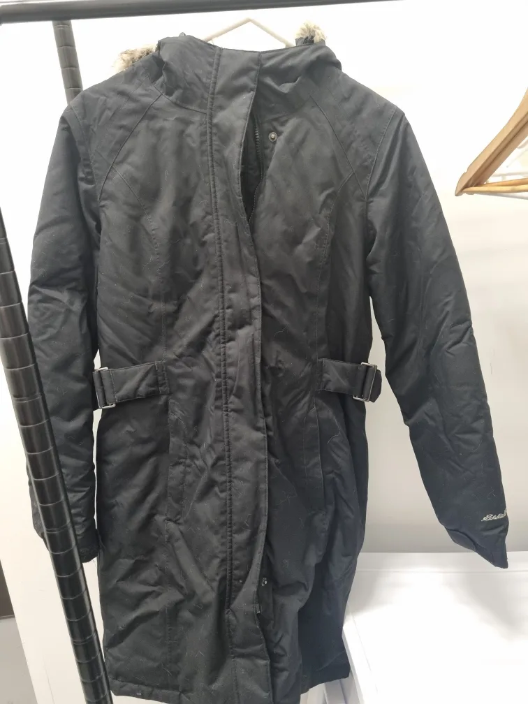 Winter Coat - Medium image indicator(4)