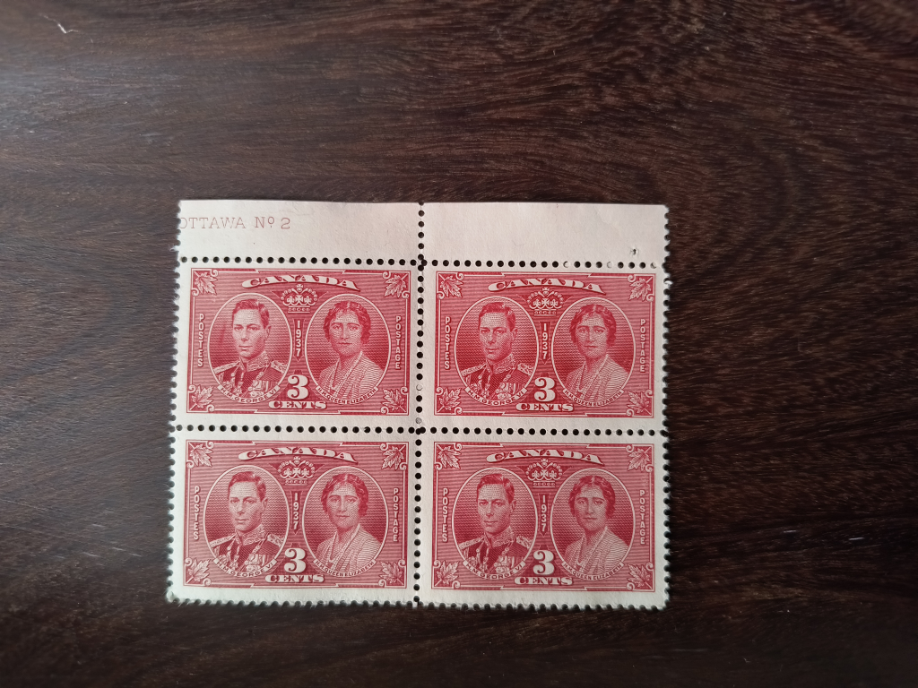 4 Vintage Canadian 3 Cent Stamps