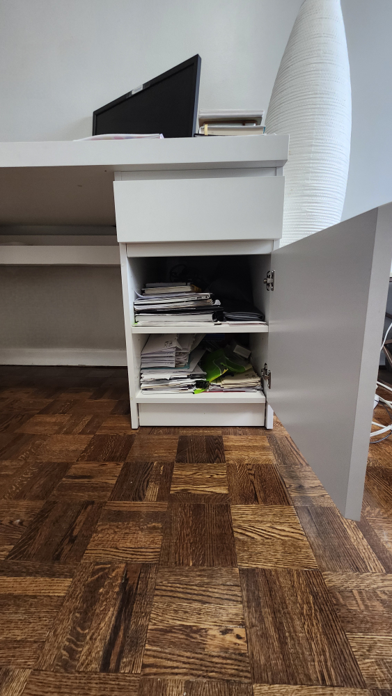 IKEA MALM White Desk - photo 3