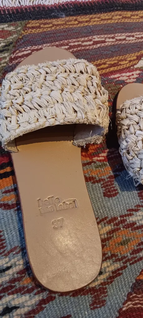 Hello the Label Woven Slides - Size 37 image indicator(3)