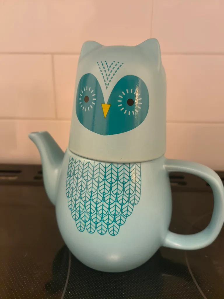 Adorable Owl Teapot and Cup Set thumbnail