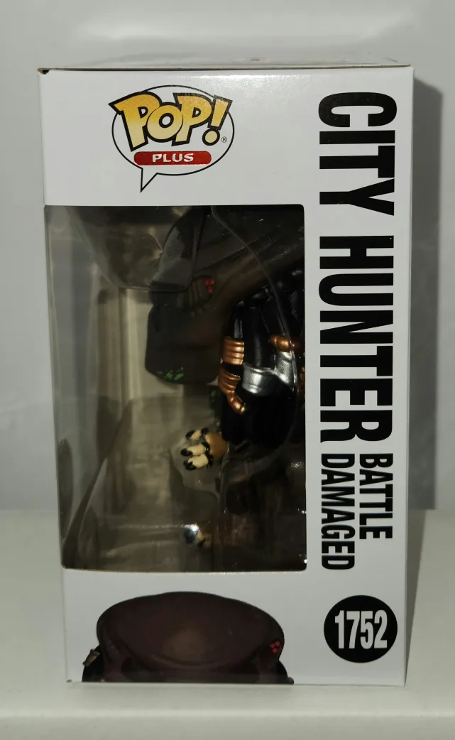 < retail Predator 2 Funko Pop Plus - City Hunter Funko shop image indicator(4)