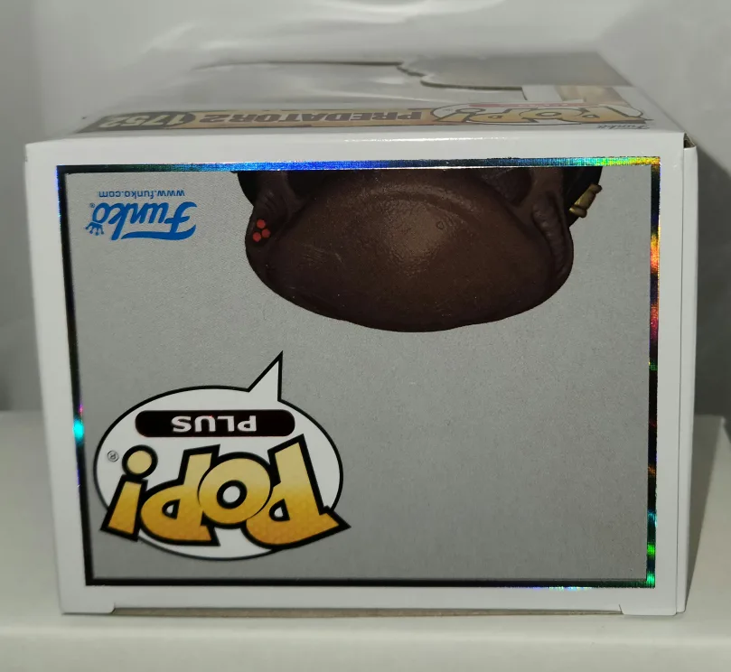 < retail Predator 2 Funko Pop Plus - City Hunter Funko shop image indicator(5)