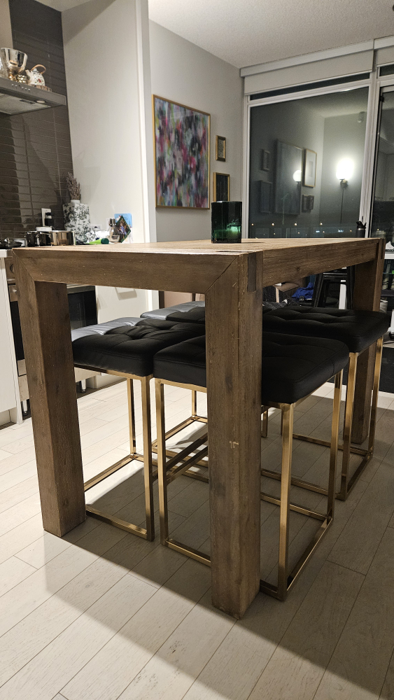 Structube table solid 100% Acadia wood - photo 2