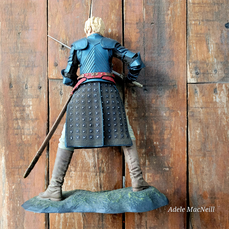 Game of Thrones Brianna Of Tarth Collectible Figure - photo 4