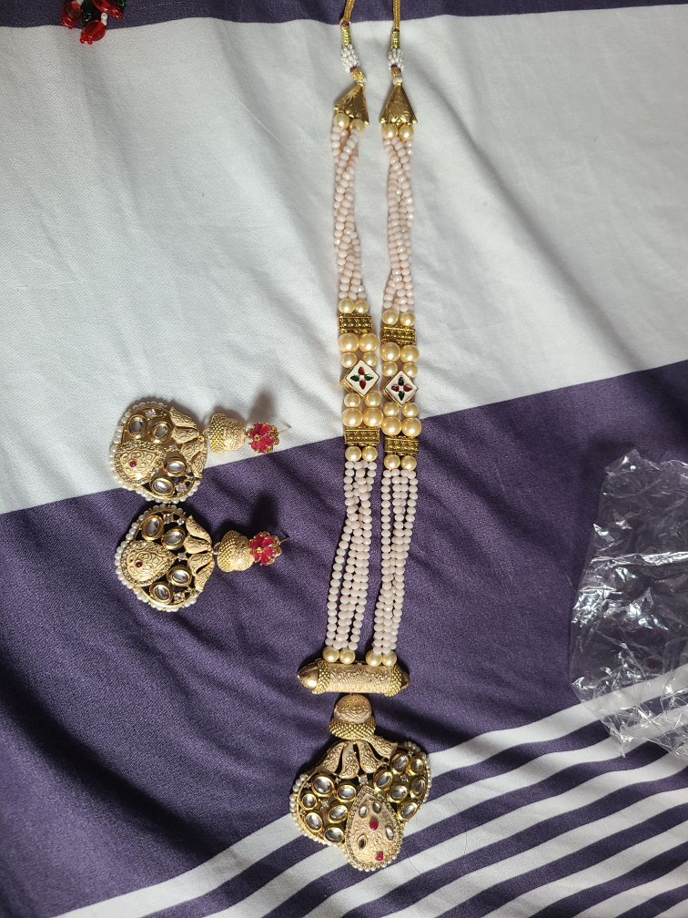 Beautiful Kundan Pearl Necklace Set - photo 3