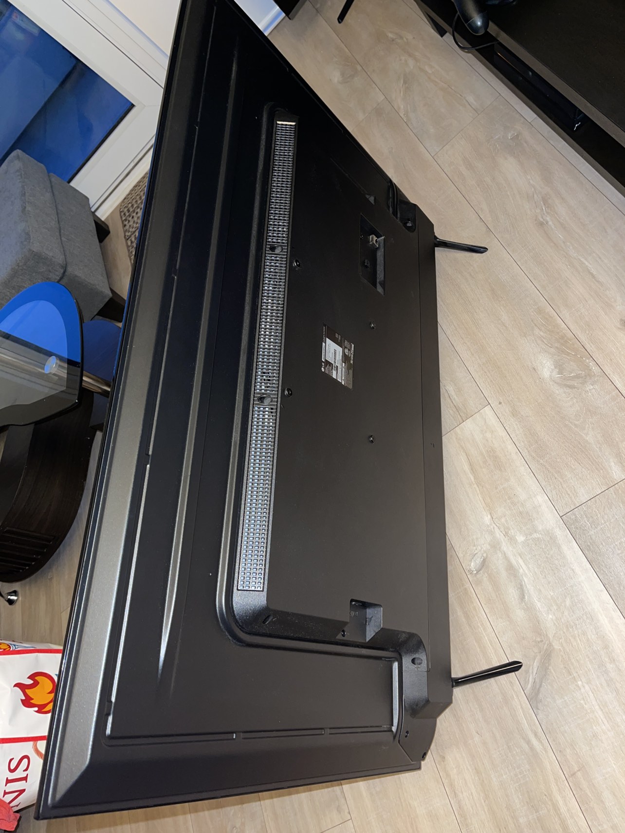 50 inch LG 4K Smart Tv - photo 2