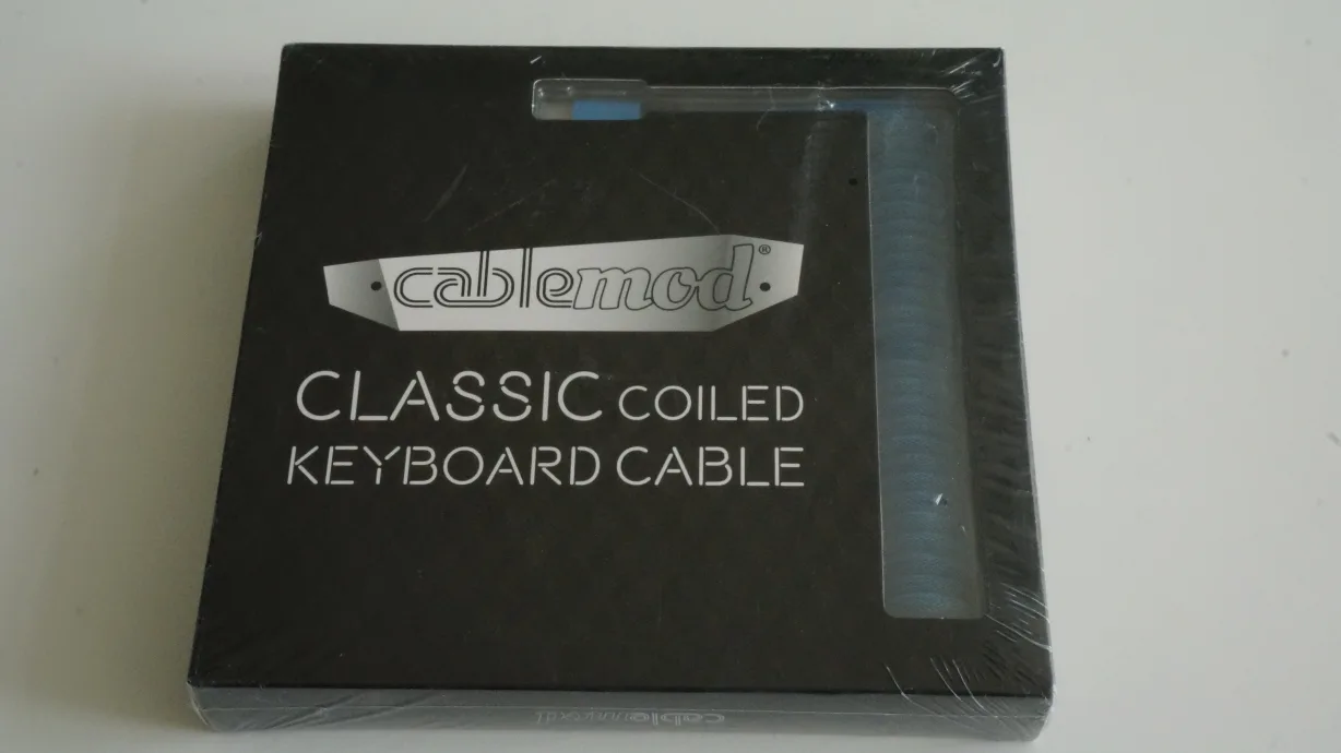 CableMod Classic Coiled Keyboard (USB A to USB Type C, 150cm) image indicator(5)