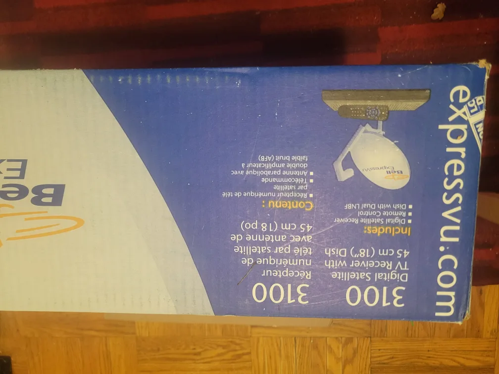 Bell ExpressVu 3100 Satellite TV System with Installation Kit image indicator(2)