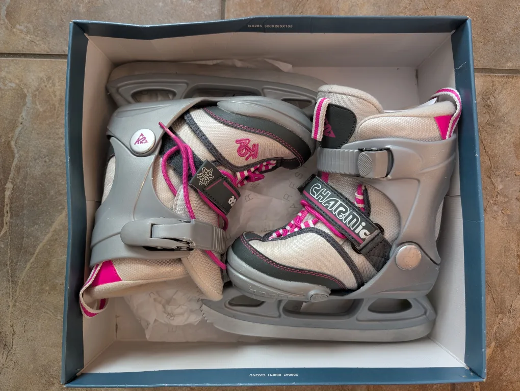 Girl's Adjustable Sizes Ice Skates image indicator(2)