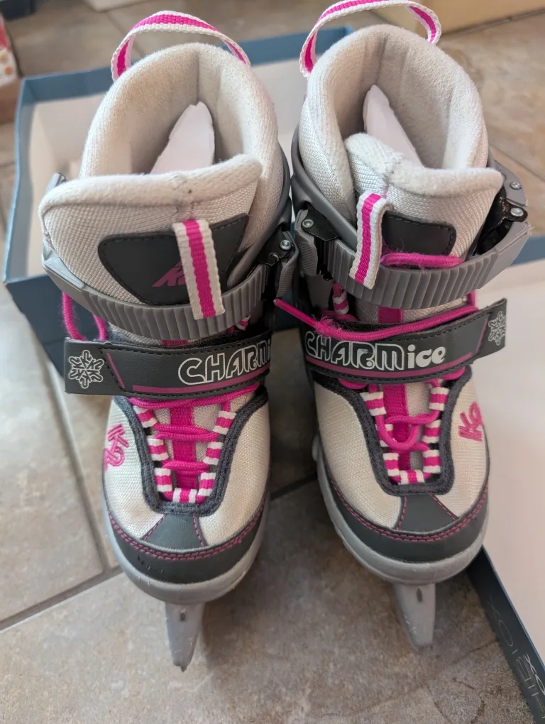 Girl's Adjustable Sizes Ice Skates image indicator(4)